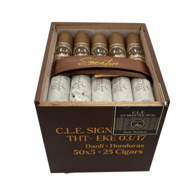 Сигара CLE Signature Robusto